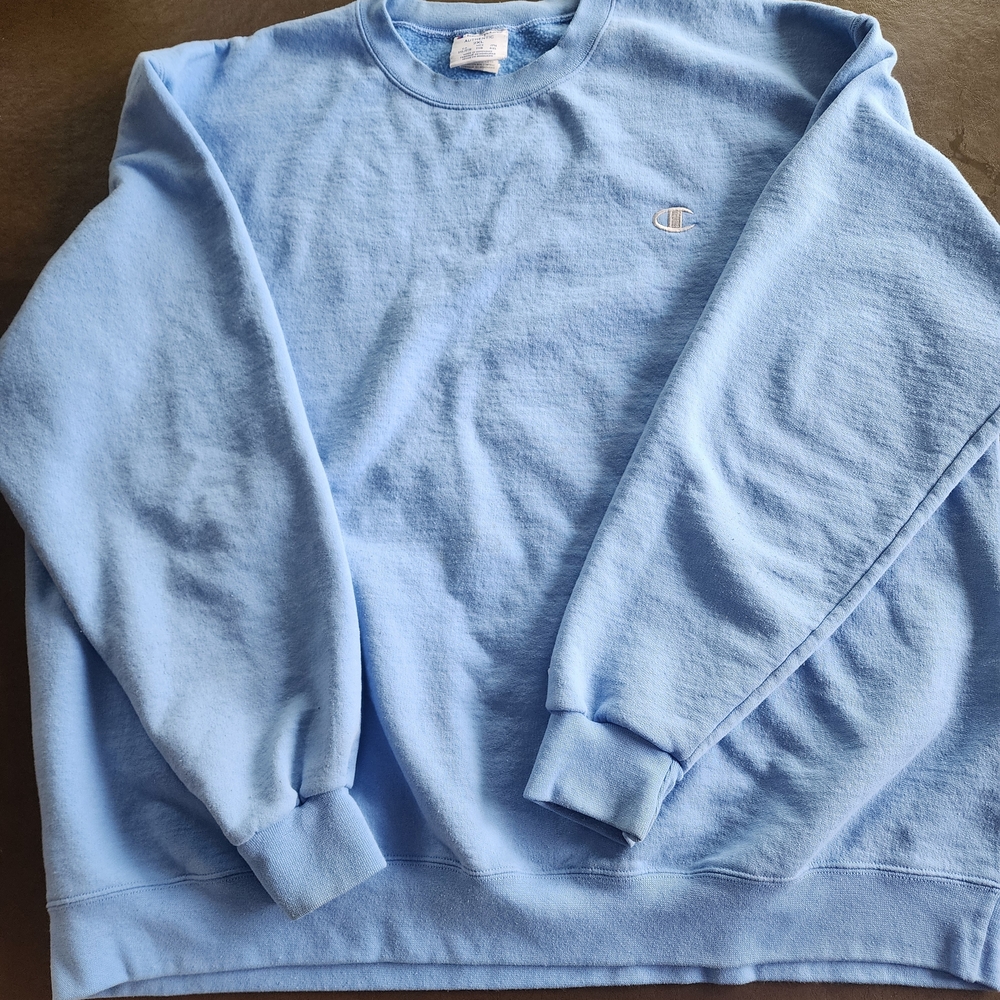 Champion Men's Light Blue Crewneck Sweatshirt